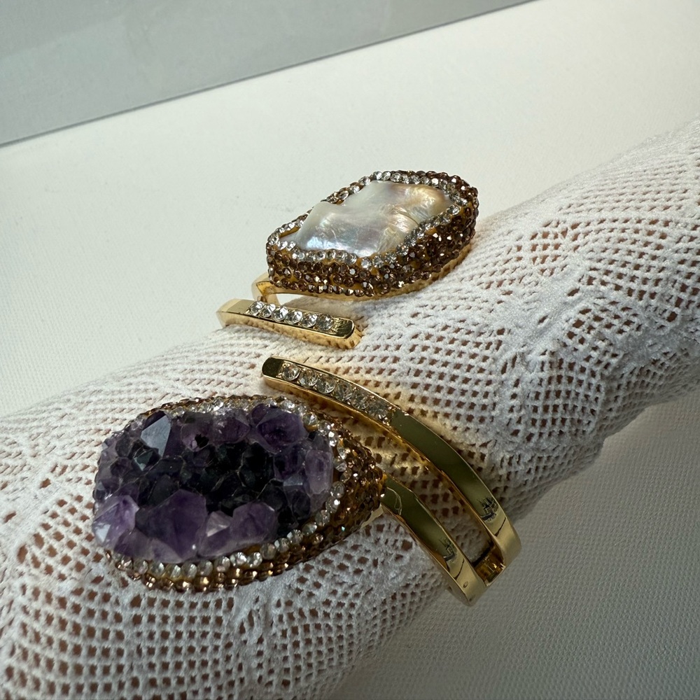Natural Stone Amethyst & Baroque Pearl Gold Cuff Bracelet - Picture 15 of 17